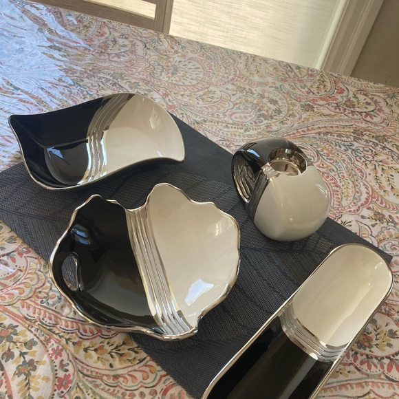 Wavy decorative plate - Picture 2 of 2